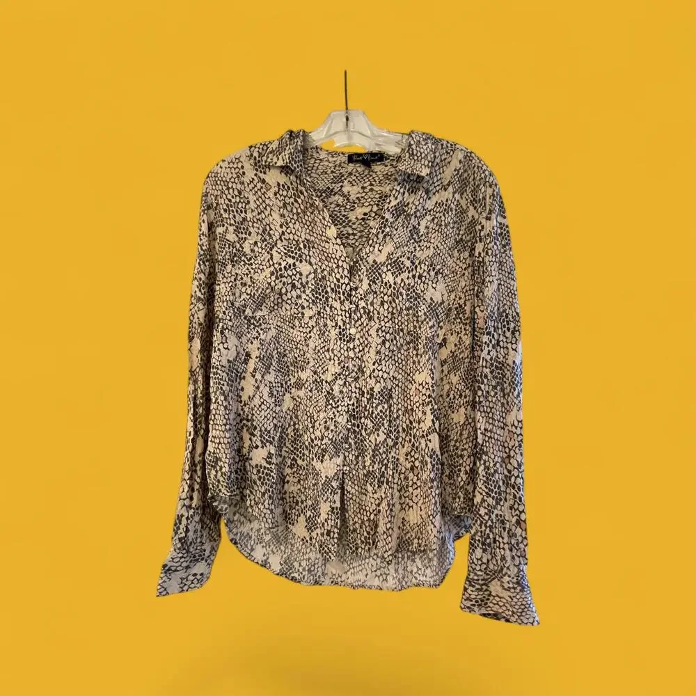 Velvet Heart Lush Women's Snake Print‎ Long Sleeve Blouse